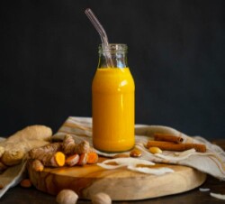Neu: Goldene Milch Gewürzmischung mit Kurkuma und Zimt